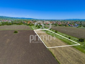 ПАРЦЕЛ, 4 725 m2 - Holmes.bg ПАРЦЕЛ, 4 725 m2