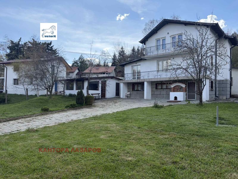 Продава ВИЛА, област София, в.з.Ярема • 330000 € / 645423.90 лв. • 39244834 1 — Holmes.bg Продава ВИЛА, област София, в.з.Ярема • 330000 € / 645423.90 лв. • 39244834 1