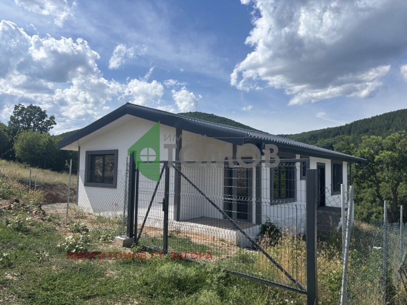 Продава КЪЩА, област Стара Загора, с. Борилово • 125000 € / 244478.75 лв. • 52993788 1 — Holmes.bg Продава КЪЩА, област Стара Загора, с. Борилово • 125000 € / 244478.75 лв. • 52993788 1