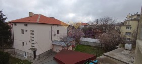 Продажба на етажи от къща в град Варна - изображение 19 