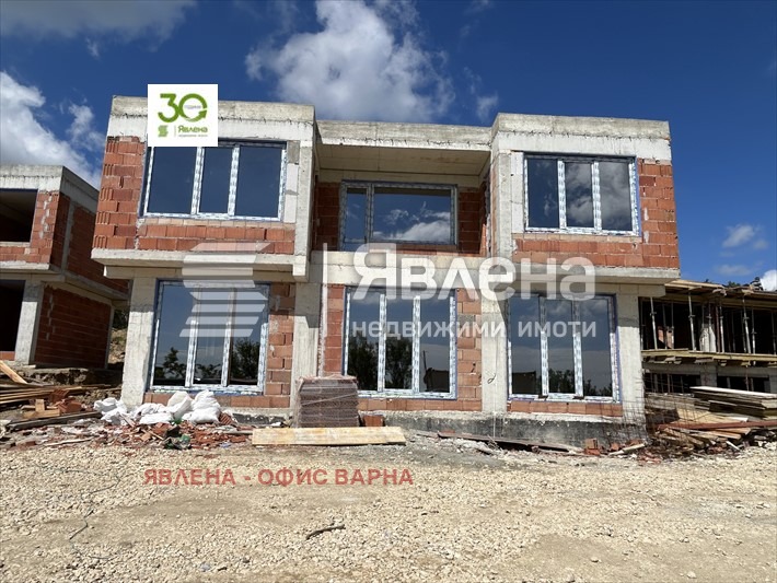 Продава  Къща, град Варна, м-т Акчелар •  299 000 EUR • ID 68165850 — holmes.bg - [1] 