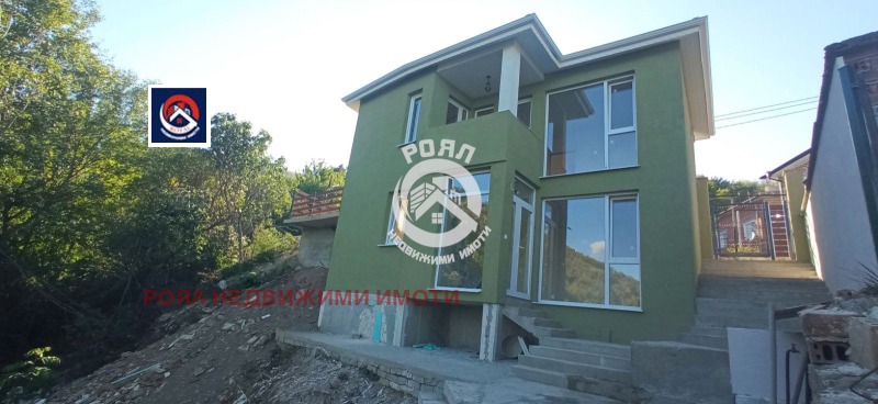 Продава КЪЩА, област Пловдив, с. Руен • 175000 € / 342270.25 лв. • 60216247 1 — Holmes.bg Продава КЪЩА, област Пловдив, с. Руен • 175000 € / 342270.25 лв. • 60216247 1