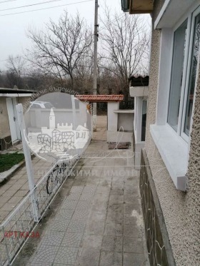 Продава къща област Пловдив с. Добри дол - [1] 