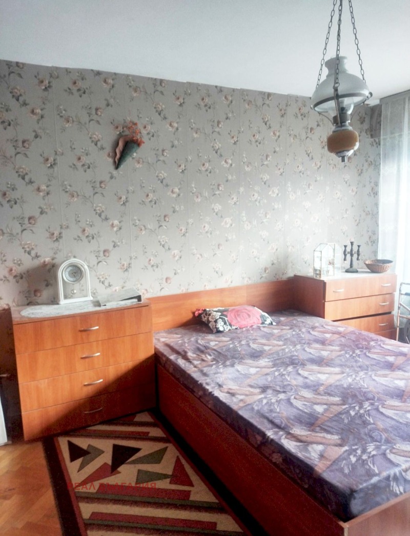 Продава 1-СТАЕН, град Русе, Здравец Изток • 48700 € / 95248.92 лв. • 78035179 1 — Holmes.bg Продава 1-СТАЕН, град Русе, Здравец Изток • 48700 € / 95248.92 лв. • 78035179 1