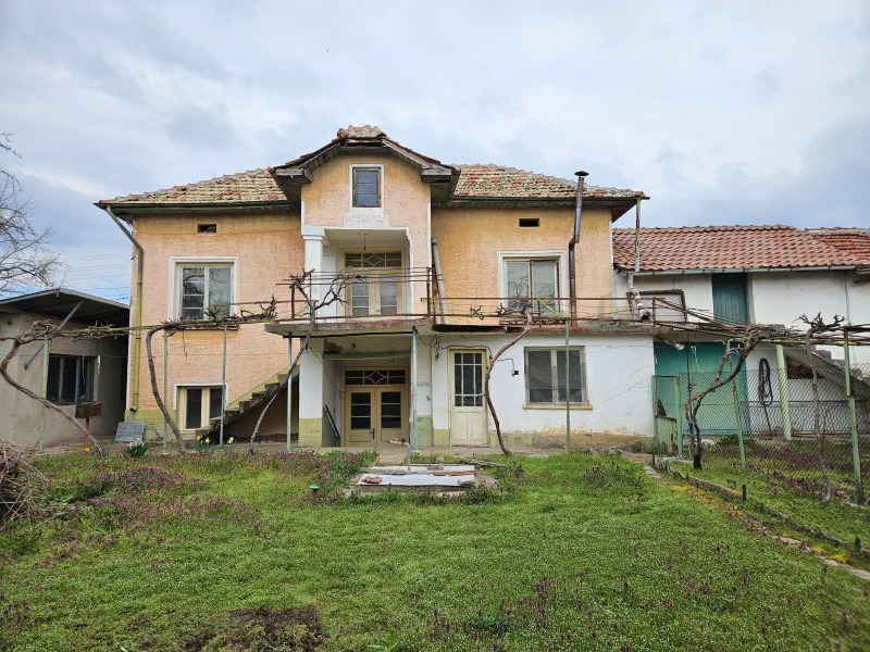 Продава КЪЩА, област Плевен, с. Крушовица • 26600 € • 19611332 1 — Holmes.bg Продава КЪЩА, област Плевен, с. Крушовица • 26600 € • 19611332 1