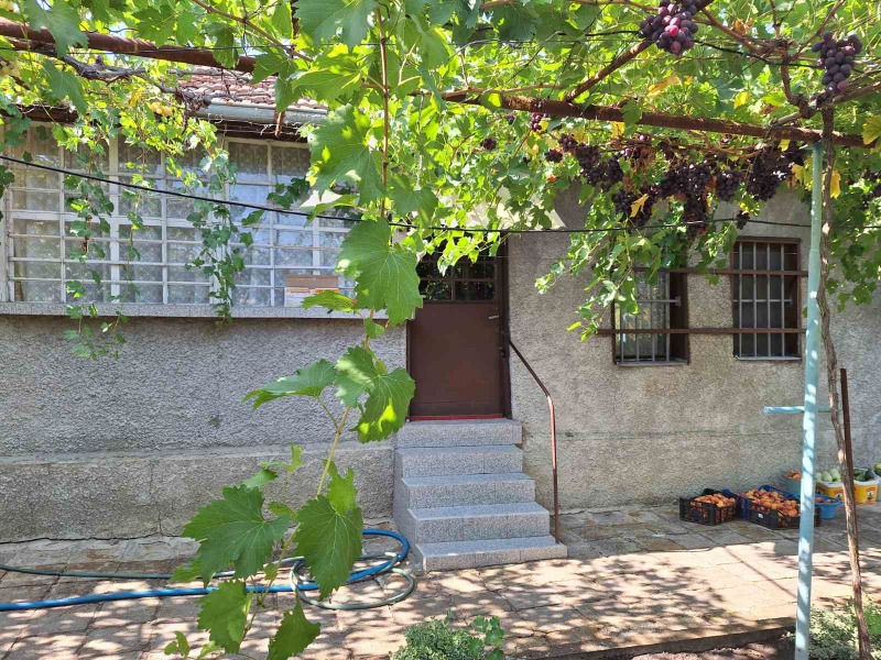 Продава КЪЩА, област Бургас, с. Ливада • 110000 € • 91551938 1 — Holmes.bg Продава КЪЩА, област Бургас, с. Ливада • 110000 € • 91551938 1