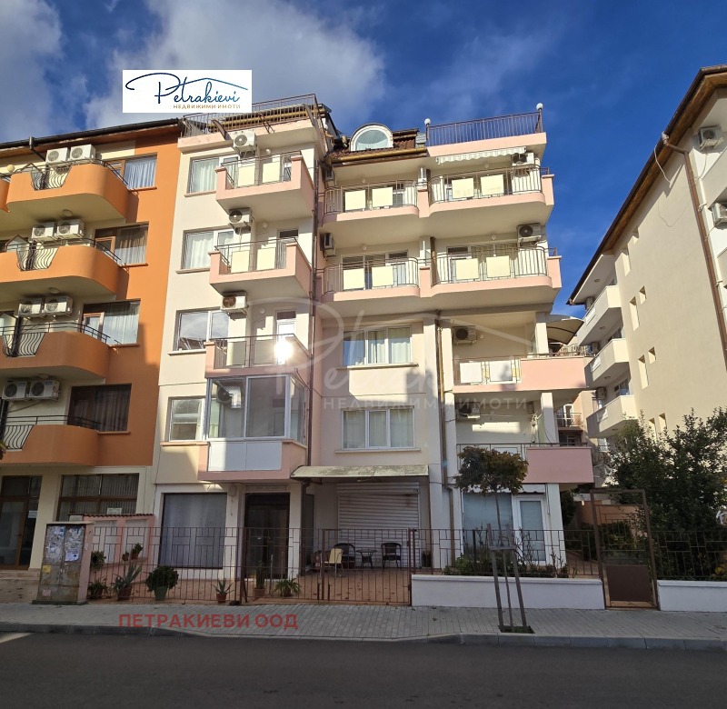 Продава КЪЩА, област Бургас, гр. Приморско • 590000 € / 1153939.70 лв. • 27897972 1 — Holmes.bg Продава КЪЩА, област Бургас, гр. Приморско • 590000 € / 1153939.70 лв. • 27897972 1