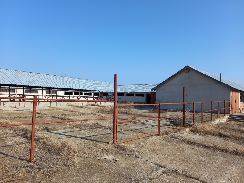 Продава ПРОМ. ПОМЕЩЕНИЕ, област Хасково, с. Каснаково • 112000 € • 11101571 1 — Holmes.bg Продава ПРОМ. ПОМЕЩЕНИЕ, област Хасково, с. Каснаково • 112000 € • 11101571 1
