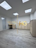 Продава ОФИС, град Варна, Център • 165000 € / 322711.95 лв. • 48936273 5 — Holmes.bg Продава ОФИС, град Варна, Център • 165000 € / 322711.95 лв. • 48936273 5
