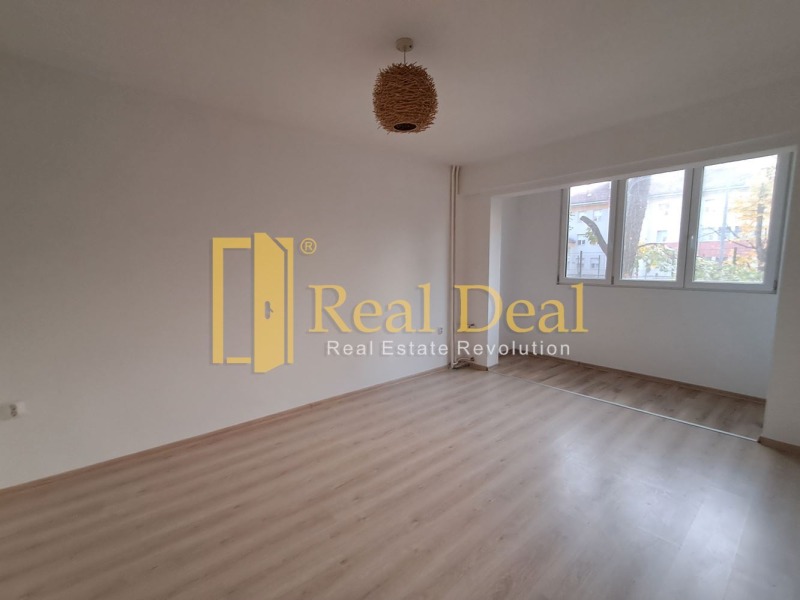 Продава 3-СТАЕН, град София, Надежда 1 • 162000 € / 316844.46 лв. • 42056600 1 — Holmes.bg Продава 3-СТАЕН, град София, Надежда 1 • 162000 € / 316844.46 лв. • 42056600 1