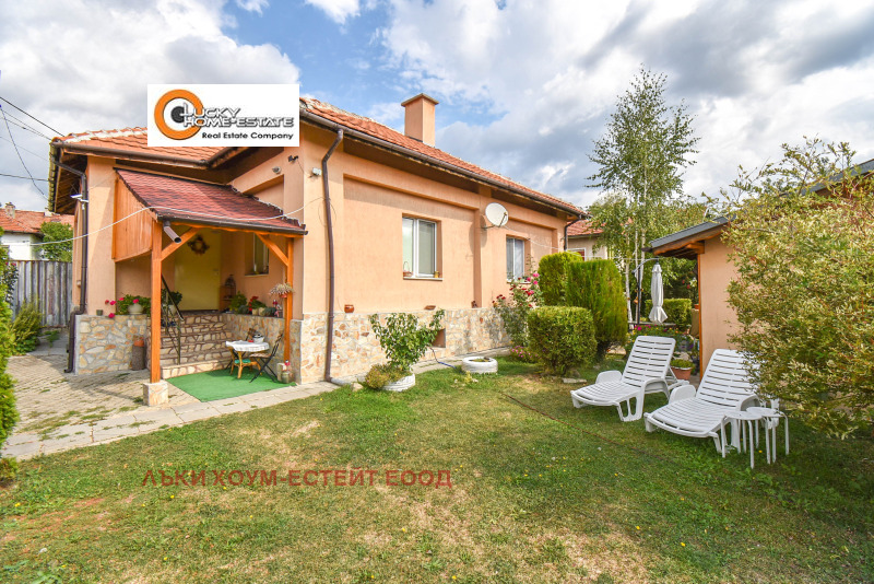 Продава КЪЩА, област София, с. Ковачевци • 290000 € • 17935042 1 — Holmes.bg Продава КЪЩА, област София, с. Ковачевци • 290000 € • 17935042 1
