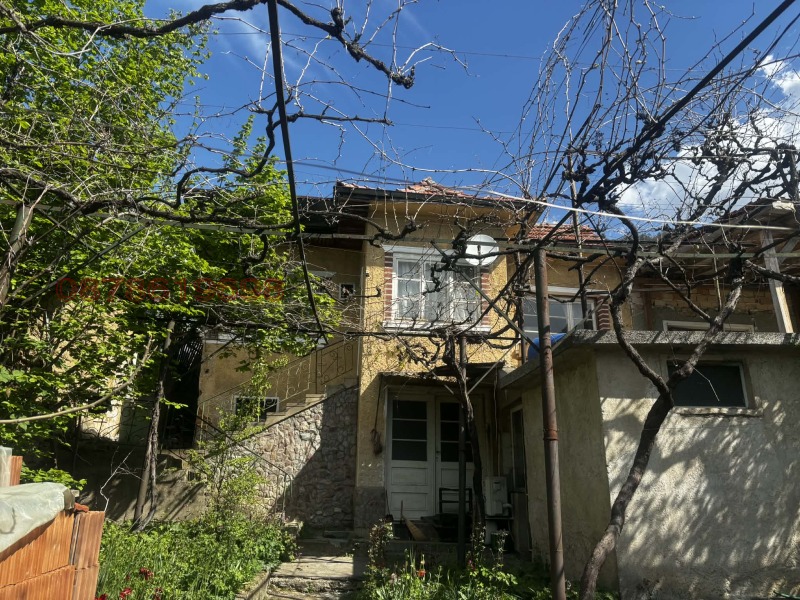 Продава КЪЩА, област Стара Загора, гр. Мъглиж • 37000 € / 72365.71 лв. • 15410711 1 — Holmes.bg Продава КЪЩА, област Стара Загора, гр. Мъглиж • 37000 € / 72365.71 лв. • 15410711 1