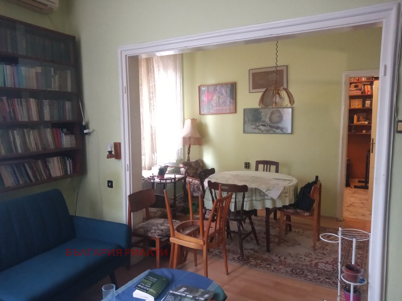 Продава 3-СТАЕН, град София, Лозенец • 295000 € / 576969.85 лв. • 43945073 1 — Holmes.bg Продава 3-СТАЕН, град София, Лозенец • 295000 € / 576969.85 лв. • 43945073 1