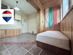 Обява Продава 2-СТАЕН,град Русе, Център