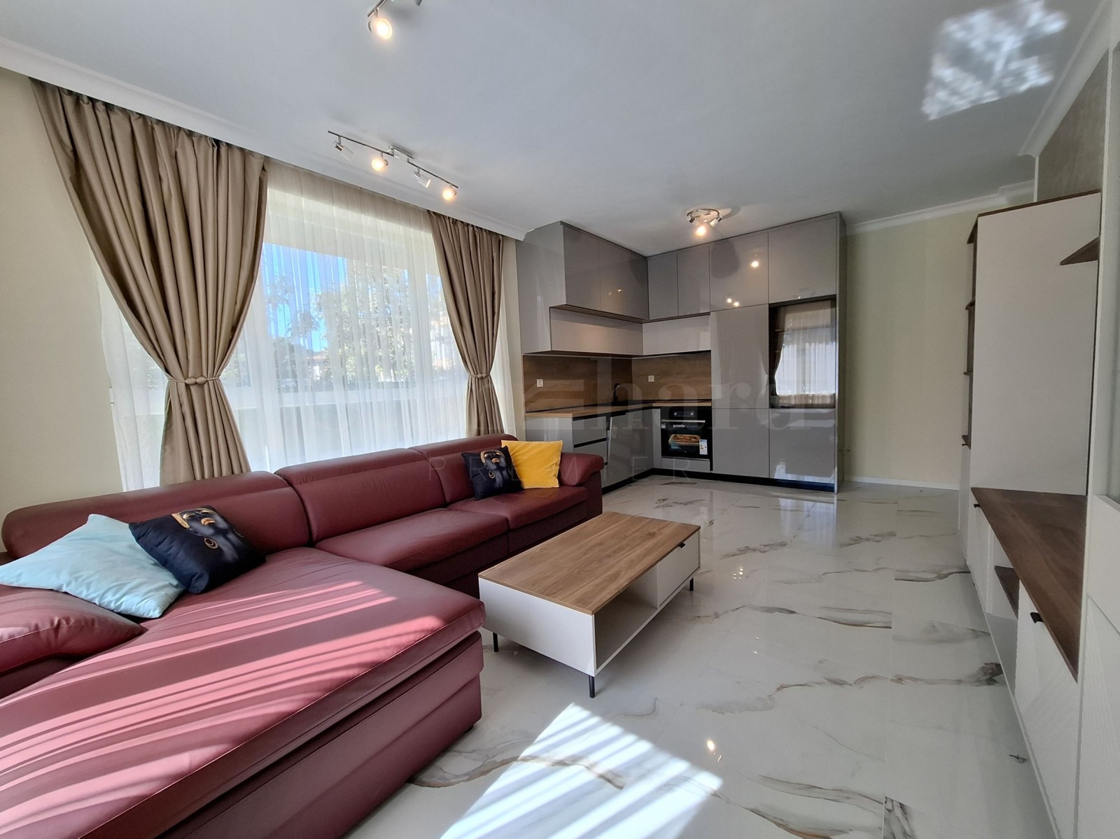 Продава 2-стаен град София , Карпузица , 75 кв.м | 39305399 — Imoti.com Продава 2-стаен град София , Карпузица , 75 кв.м | 39305399