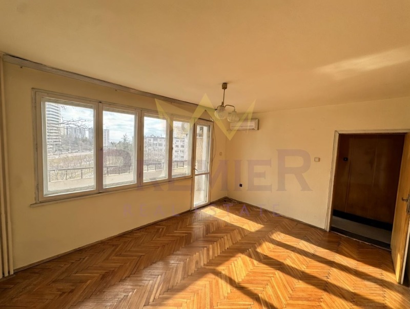 Продава 4-СТАЕН, град Варна, Чайка • 259000 € / 506559.97 лв. • 82918537 1 — Holmes.bg Продава 4-СТАЕН, град Варна, Чайка • 259000 € / 506559.97 лв. • 82918537 1