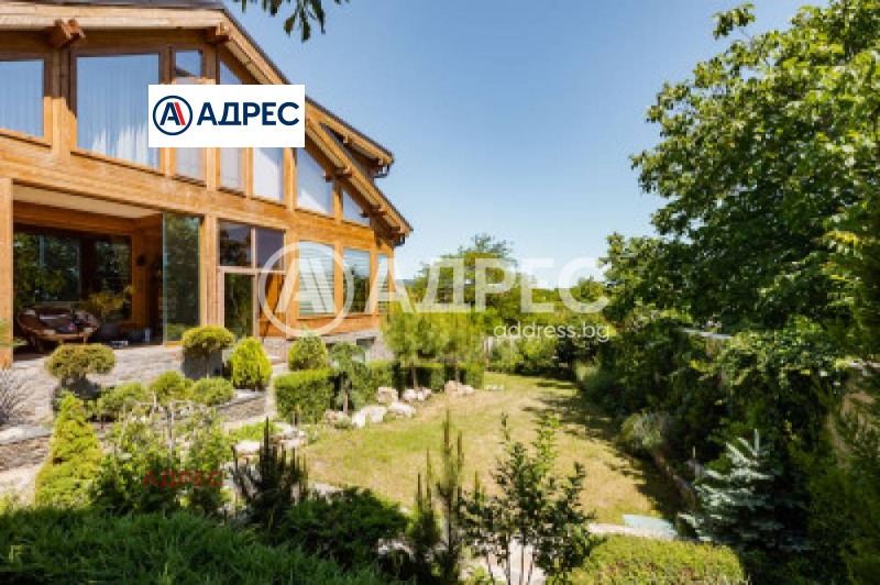 Продава КЪЩА, град Варна, Изгрев • 680000 € • 66411500 1 — Holmes.bg Продава КЪЩА, град Варна, Изгрев • 680000 € • 66411500 1