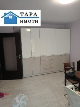 Продава 2-стаен, град Монтана