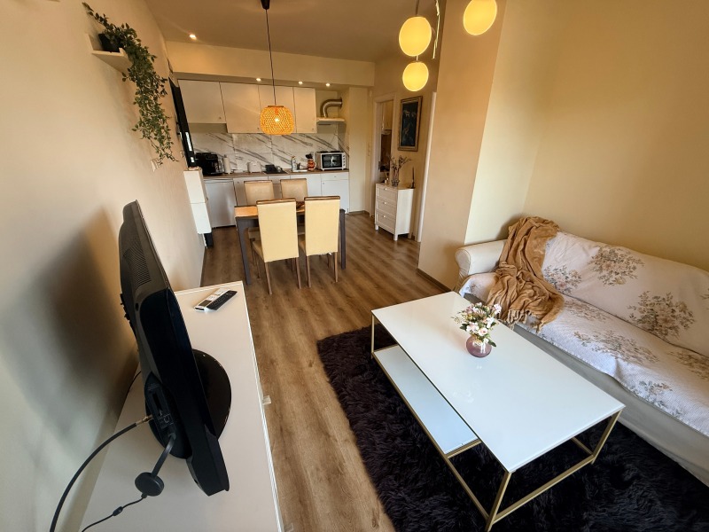 Продава 2-СТАЕН, област Благоевград, гр. Банско • 59500 € • 79561368 1 — Holmes.bg Продава 2-СТАЕН, област Благоевград, гр. Банско • 59500 € • 79561368 1