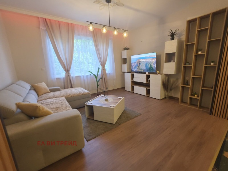 Продава 3-СТАЕН, област София, гр. Ботевград • 206000 € / 402900.98 лв. • 94792286 1 — Holmes.bg Продава 3-СТАЕН, област София, гр. Ботевград • 206000 € / 402900.98 лв. • 94792286 1