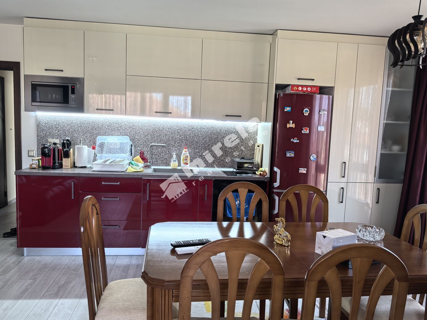 Продава 3-стаен град Ямбол , Център , 74 кв.м | 56953803 — Imoti.com Продава 3-стаен град Ямбол , Център , 74 кв.м | 56953803