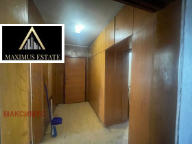 Обява Продава 3-СТАЕН,град София, Гоце Делчев