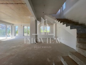 Обява Продава КЪЩА,град Варна, м-т Горна Трака>