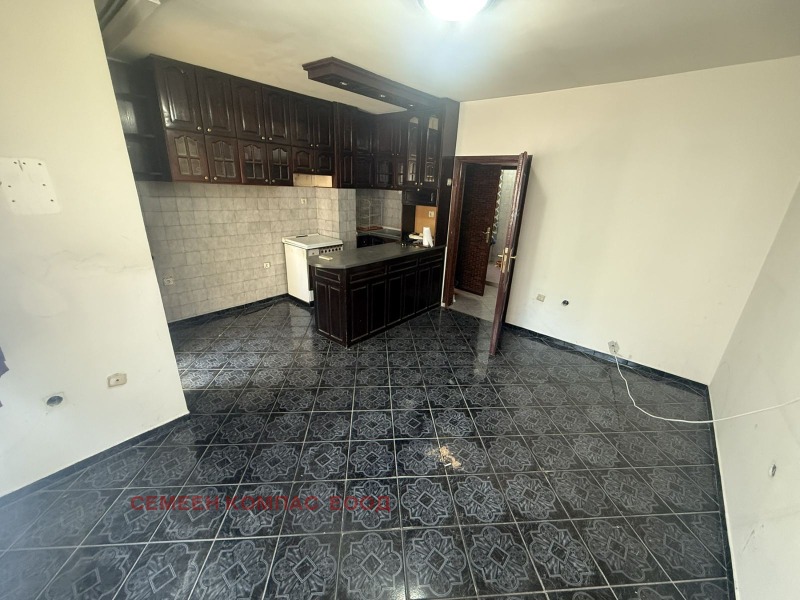 Продава 3-СТАЕН, град Пловдив, Мараша • 180000 € / 352049.40 лв. • 84763459 1 — Holmes.bg Продава 3-СТАЕН, град Пловдив, Мараша • 180000 € / 352049.40 лв. • 84763459 1