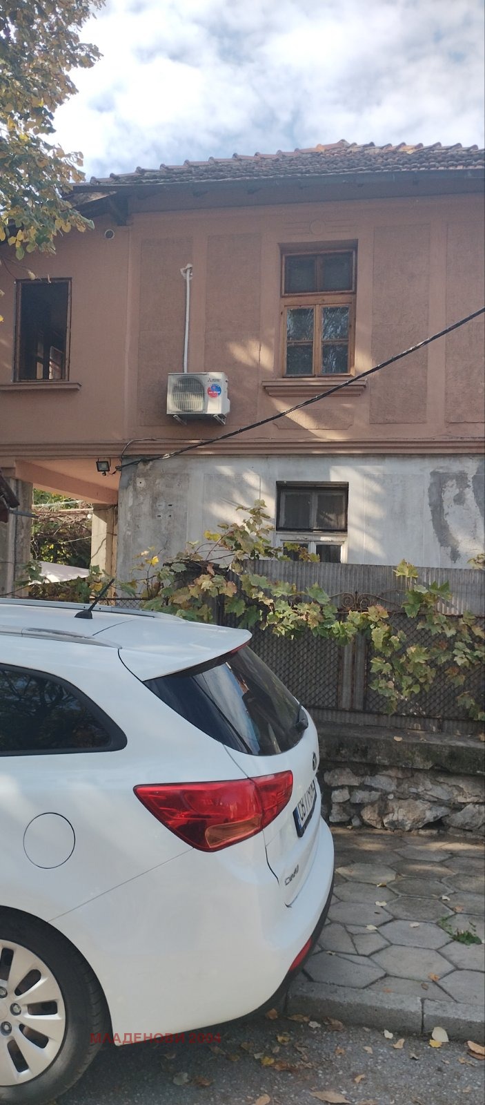 Продава ЕТАЖ ОТ КЪЩА, град Пазарджик, Идеален център • 150000 € / 293374.50 лв. • 36044129 1 — Holmes.bg Продава ЕТАЖ ОТ КЪЩА, град Пазарджик, Идеален център • 150000 € / 293374.50 лв. • 36044129 1