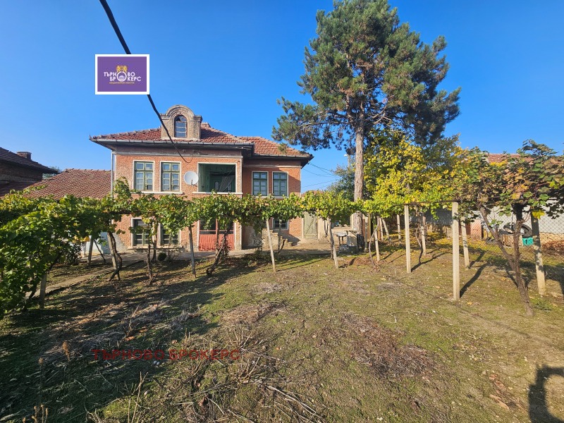 Продава КЪЩА, област Велико Търново, с. Никюп • 35000 лв. / 17895.22 € • 60530777 1 — Holmes.bg Продава КЪЩА, област Велико Търново, с. Никюп • 35000 лв. / 17895.22 € • 60530777 1