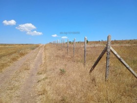 ПАРЦЕЛ, 592 m2 - Holmes.bg ПАРЦЕЛ, 592 m2