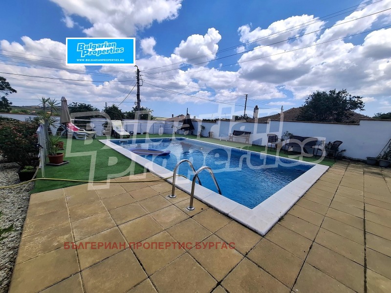 Продава КЪЩА, град Бургас, с. Брястовец • 270000 € • 46265425 1 — Holmes.bg Продава КЪЩА, град Бургас, с. Брястовец • 270000 € • 46265425 1