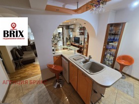 Обява Продава 3-СТАЕН,град Русе, Широк център>