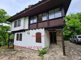 Продажба на имоти в с. Боженците, област Габрово - изображение 16 