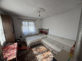 Обява Продава ВИЛА,с. Бранище, област Добрич>