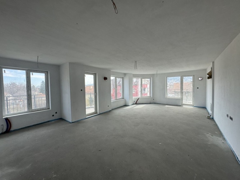 Продава 4-СТАЕН, град София, Карпузица • 449900 € / 879927.92 лв. • 74126844 1 — Holmes.bg Продава 4-СТАЕН, град София, Карпузица • 449900 € / 879927.92 лв. • 74126844 1