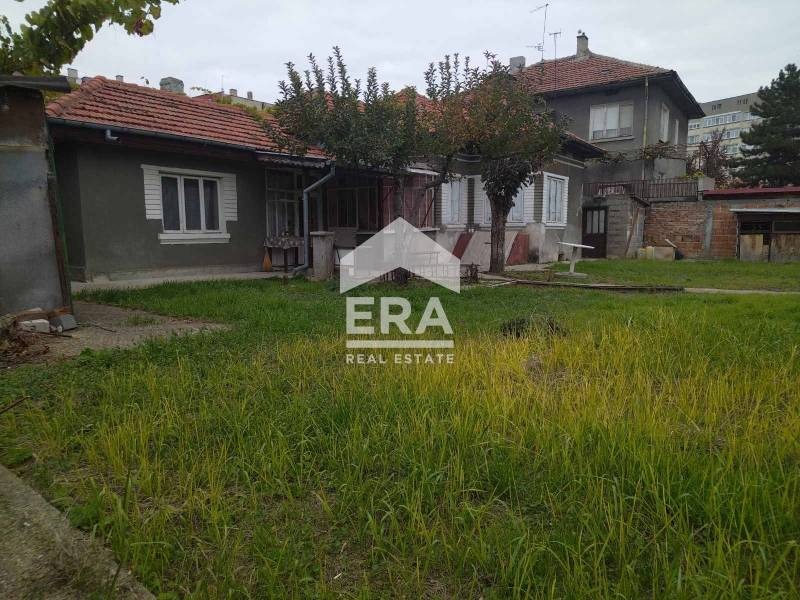 Продава КЪЩА, град Силистра, Център • 89476 € / 174999.85 лв. • 42847878 1 — Holmes.bg Продава КЪЩА, град Силистра, Център • 89476 € / 174999.85 лв. • 42847878 1