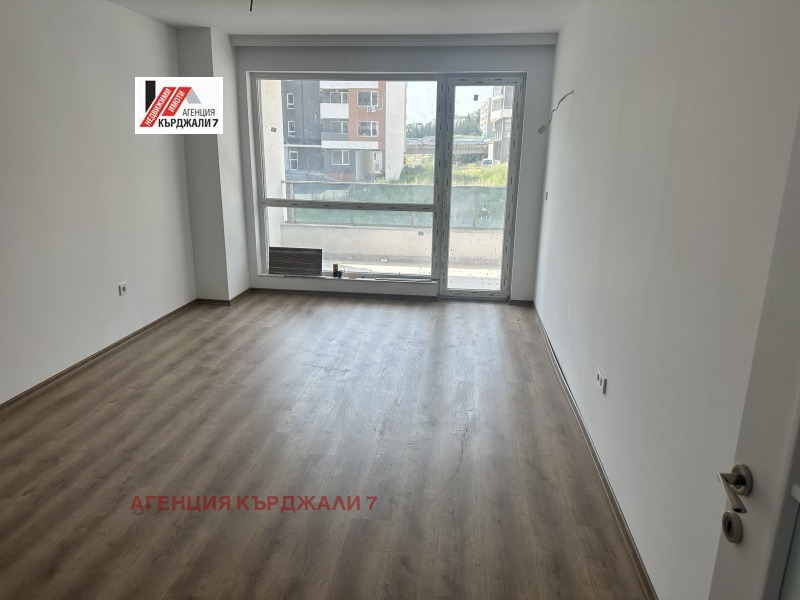 Продава 2-СТАЕН, град Кърджали, Възрожденци • 90200 € / 176415.87 лв. • 23801979 1 — Holmes.bg Продава 2-СТАЕН, град Кърджали, Възрожденци • 90200 € / 176415.87 лв. • 23801979 1