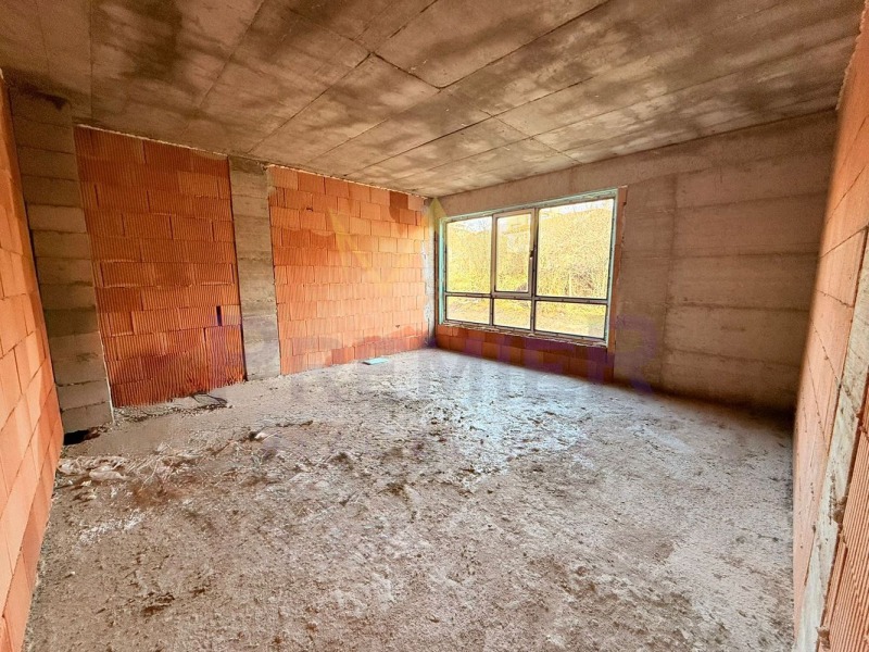 Продава 2-СТАЕН, град Варна, Възраждане 3 • 93000 € / 181892.19 лв. • 10807615 1 — Holmes.bg Продава 2-СТАЕН, град Варна, Възраждане 3 • 93000 € / 181892.19 лв. • 10807615 1