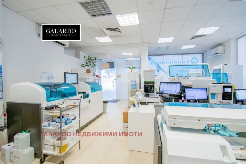 Продава МАГАЗИН, град София, Младост 2 • 201000 € / 393121.83 лв. • 72121337 1 — Holmes.bg Продава МАГАЗИН, град София, Младост 2 • 201000 € / 393121.83 лв. • 72121337 1