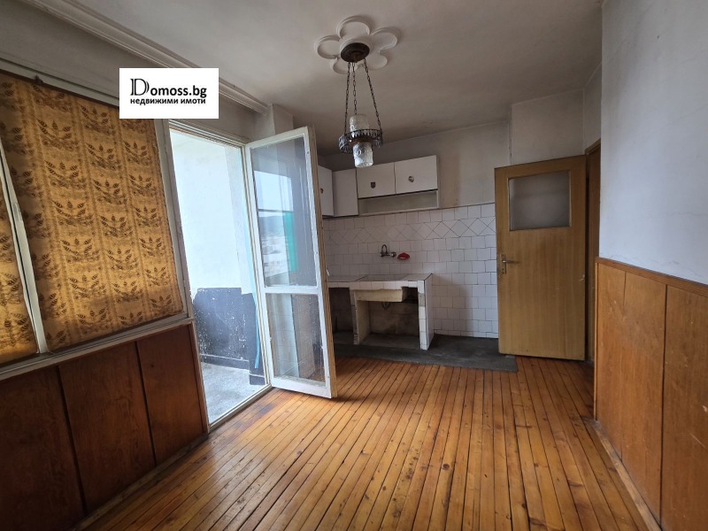 Продава 4-СТАЕН, град Благоевград, Запад • 72000 € • 39482654 1 — Holmes.bg Продава 4-СТАЕН, град Благоевград, Запад • 72000 € • 39482654 1