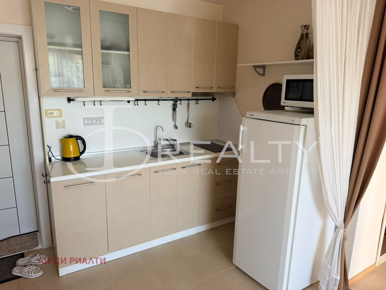 Продава 2-стаен област Бургас , гр. Несебър , 56 кв.м | 81722532 — Imoti.com Продава 2-стаен област Бургас , гр. Несебър , 56 кв.м | 81722532