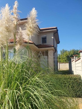 Обява Продава КЪЩА,с. Близнаци, област Варна