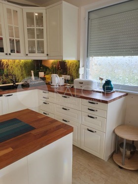 Обява Продава КЪЩА,с. Близнаци, област Варна>