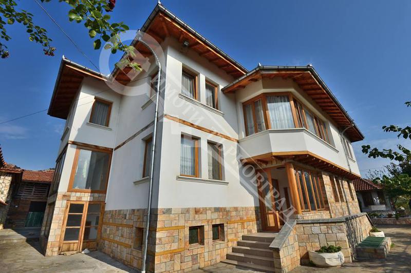 Продава  Къща област Велико Търново , гр. Сухиндол , 290 кв.м | 42188388