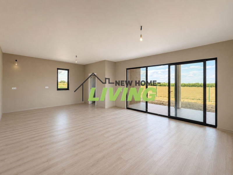 Продава КЪЩА, област Пловдив, с. Оризари • 257990 € • 96041608 1 — Holmes.bg Продава КЪЩА, област Пловдив, с. Оризари • 257990 € • 96041608 1