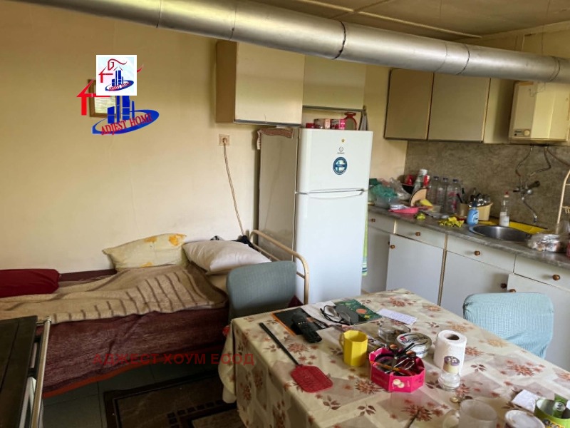 Продава КЪЩА, област Шумен, с. Мараш • 57000 € / 111482.31 лв. • 15046152 1 — Holmes.bg Продава КЪЩА, област Шумен, с. Мараш • 57000 € / 111482.31 лв. • 15046152 1