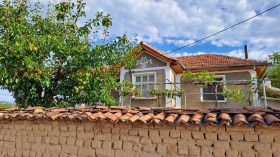 КЪЩА, 2 000 m2 - Holmes.bg КЪЩА, 2 000 m2