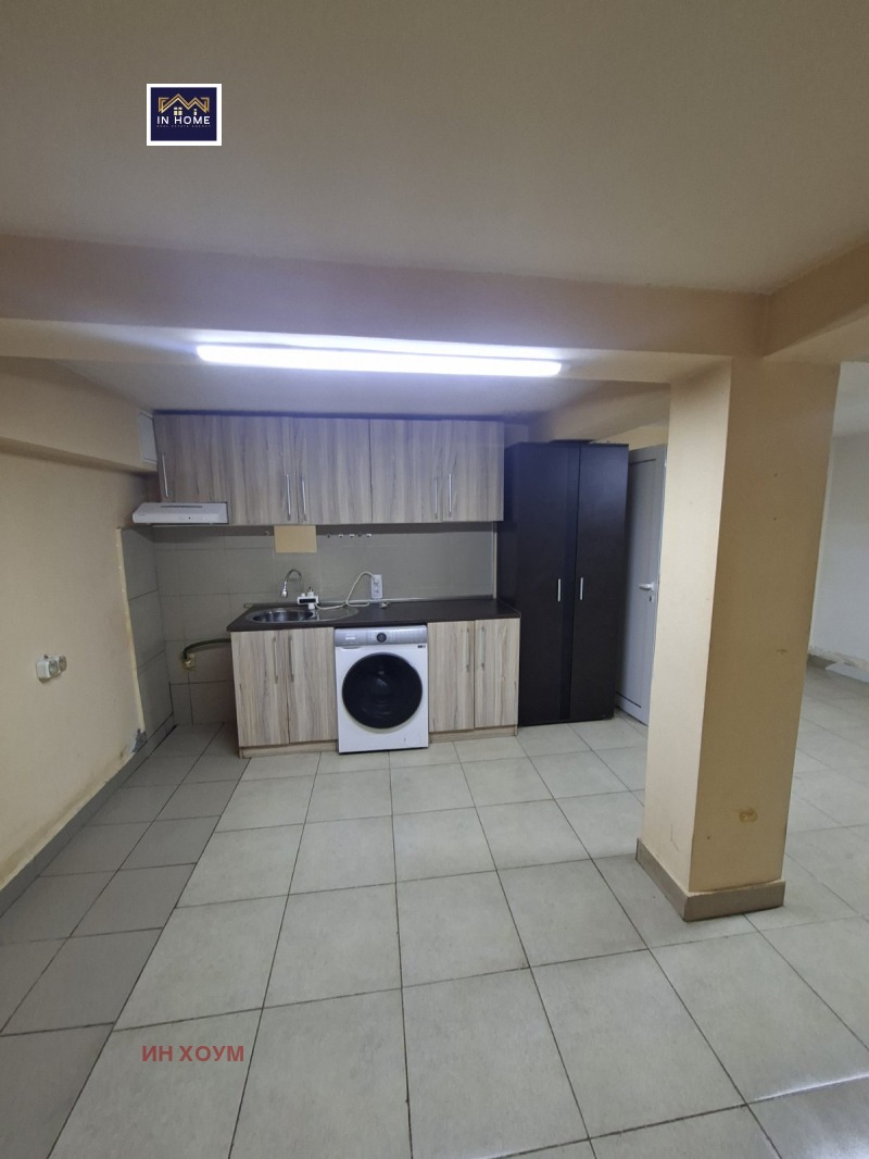 Продава СКЛАД, град София, Център • 55000 € / 107570.65 лв. • 73397093 1 — Holmes.bg Продава СКЛАД, град София, Център • 55000 € / 107570.65 лв. • 73397093 1