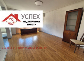 4-СТАЕН, 110 m2 - Holmes.bg 4-СТАЕН, 110 m2